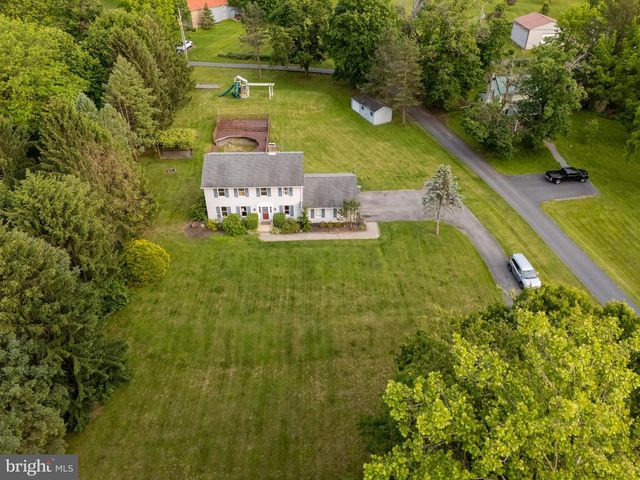 50 CIDER MILL RD, Mertztown, PA 19539