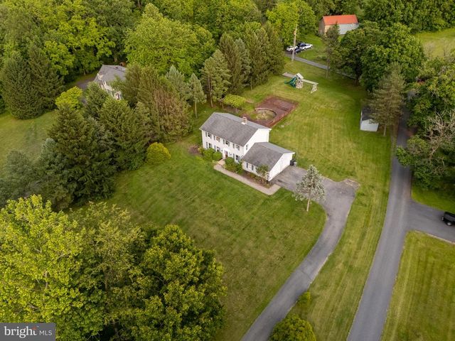 50 CIDER MILL RD, Mertztown, PA 19539
