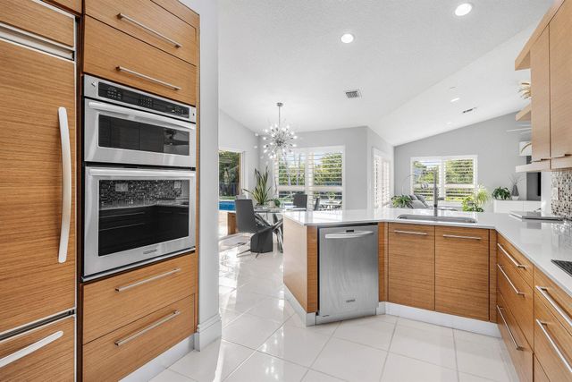 20376 Hacienda Court, Boca Raton, FL 33498