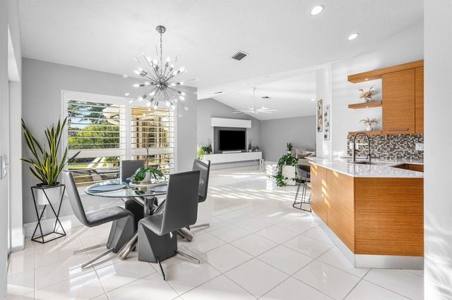 20376 Hacienda Court, Boca Raton, FL 33498