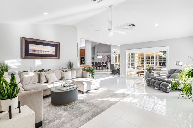 20376 Hacienda Court, Boca Raton, FL 33498