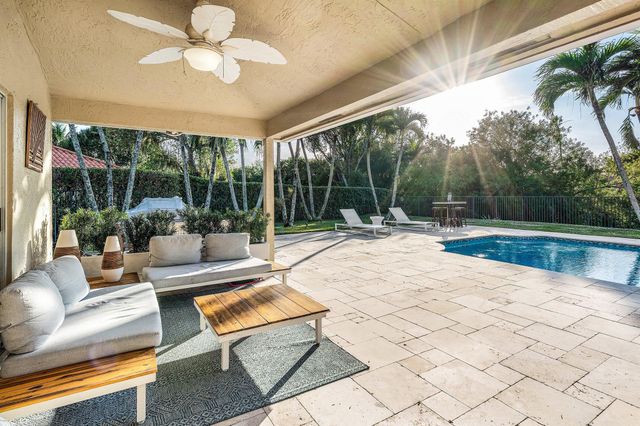 20376 Hacienda Court, Boca Raton, FL 33498