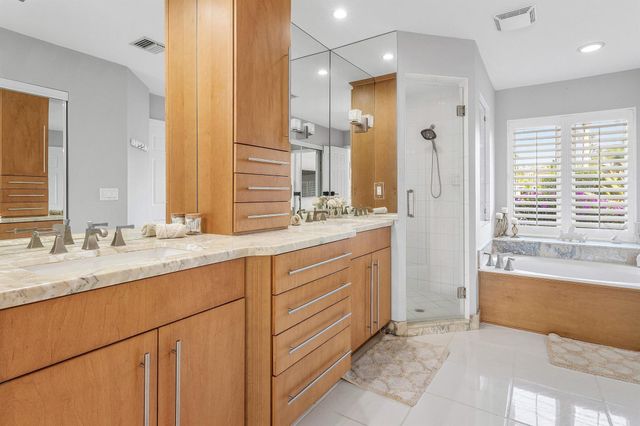 20376 Hacienda Court, Boca Raton, FL 33498