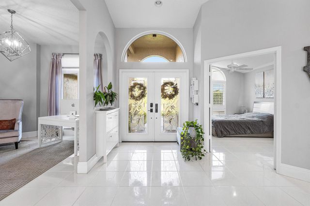 20376 Hacienda Court, Boca Raton, FL 33498