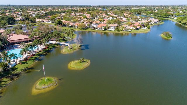 20376 Hacienda Court, Boca Raton, FL 33498