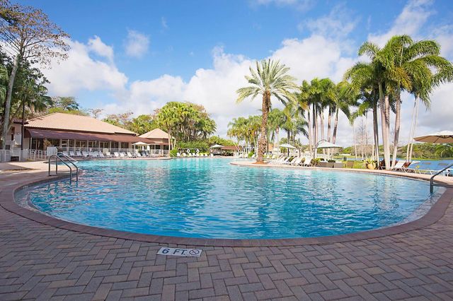 20376 Hacienda Court, Boca Raton, FL 33498