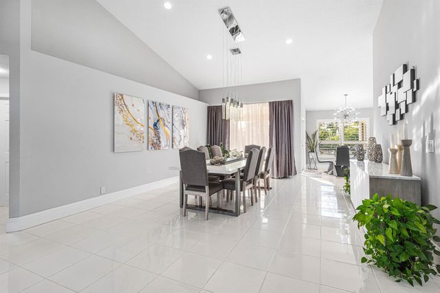 20376 Hacienda Court, Boca Raton, FL 33498