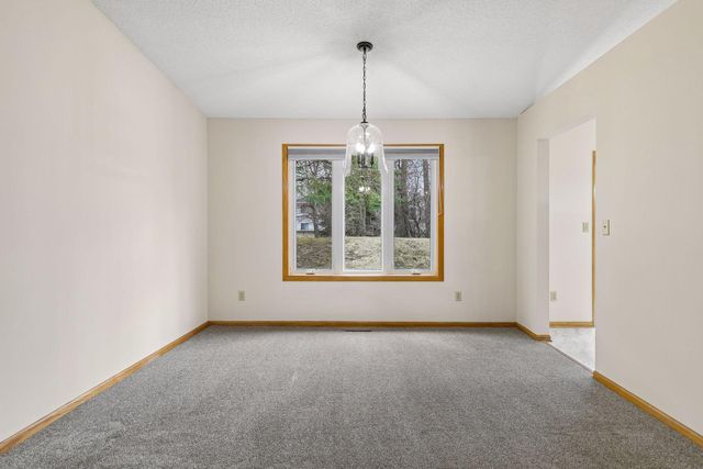 760 Garceau Lane, Vadnais Heights, MN 55127