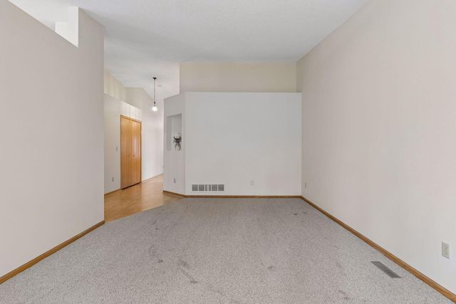 760 Garceau Lane, Vadnais Heights, MN 55127