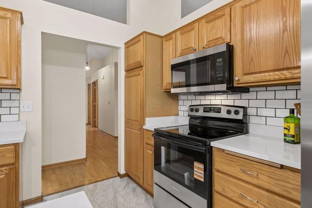 760 Garceau Lane, Vadnais Heights, MN 55127