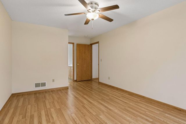 760 Garceau Lane, Vadnais Heights, MN 55127