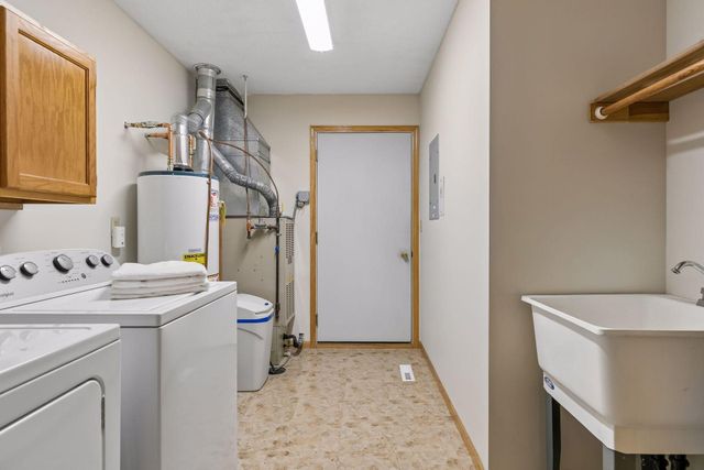 760 Garceau Lane, Vadnais Heights, MN 55127