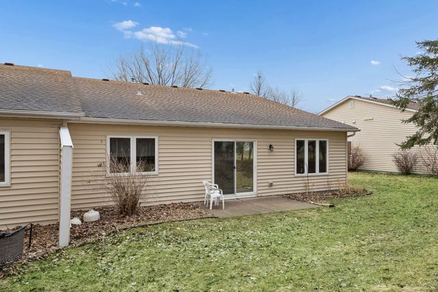 760 Garceau Lane, Vadnais Heights, MN 55127