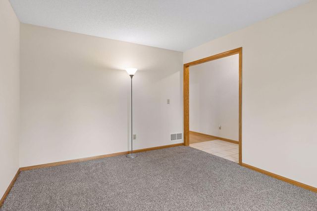 760 Garceau Lane, Vadnais Heights, MN 55127