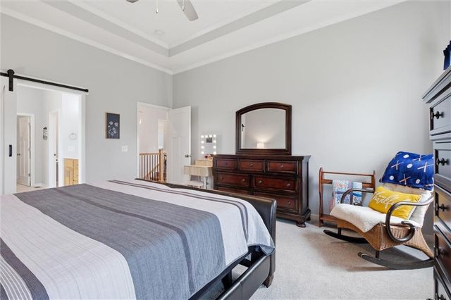 7450 NW Douglas Court, Parkville, MO 64152