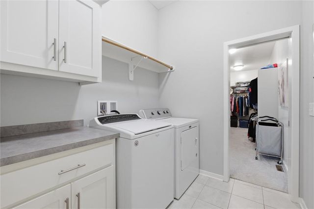 7450 NW Douglas Court, Parkville, MO 64152