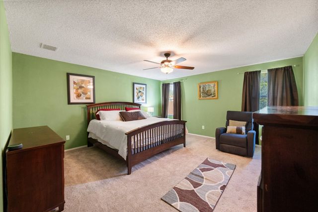 1105 Schenectady Road, Arlington, TX 76017
