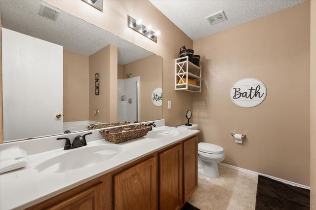 1105 Schenectady Road, Arlington, TX 76017
