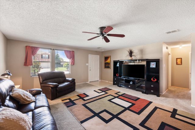 1105 Schenectady Road, Arlington, TX 76017