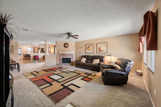1105 Schenectady Road, Arlington, TX 76017