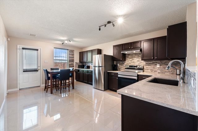 1105 Schenectady Road, Arlington, TX 76017