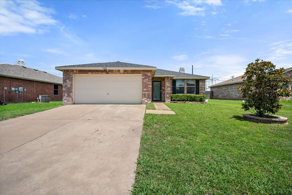 1105 Schenectady Road, Arlington, TX 76017
