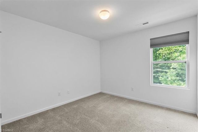 221 Latrobe Lane, Greensboro, NC 27455