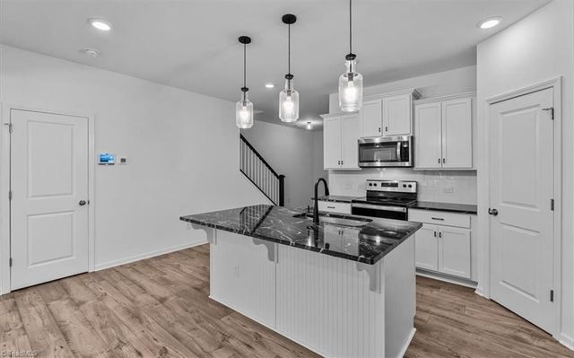 221 Latrobe Lane, Greensboro, NC 27455