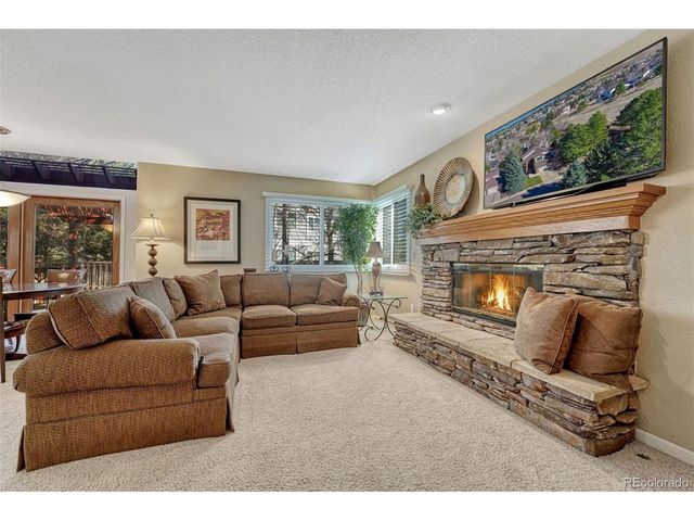 10084 Armadillo Dr, Lone Tree, CO 80124