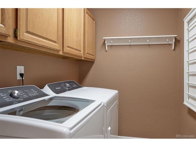 10084 Armadillo Dr, Lone Tree, CO 80124