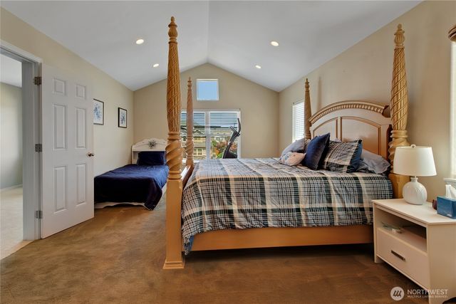 3266 Phillips Avenue, Enumclaw, WA 98022