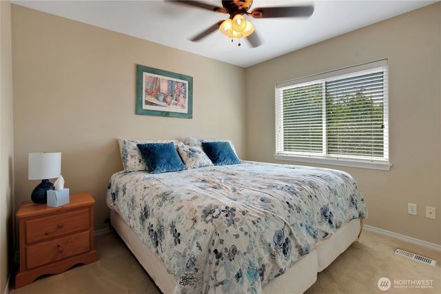 3266 Phillips Avenue, Enumclaw, WA 98022