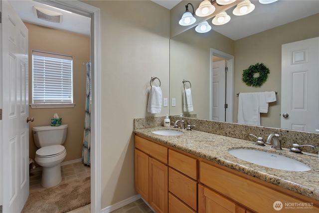3266 Phillips Avenue, Enumclaw, WA 98022