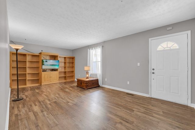 132 Judd Ln, Cookeville, TN 38501