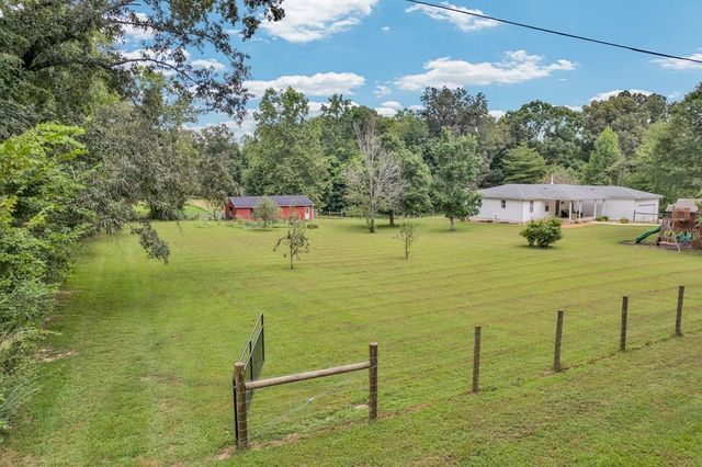 132 Judd Ln, Cookeville, TN 38501