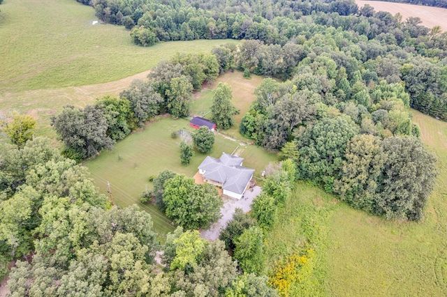 132 Judd Ln, Cookeville, TN 38501