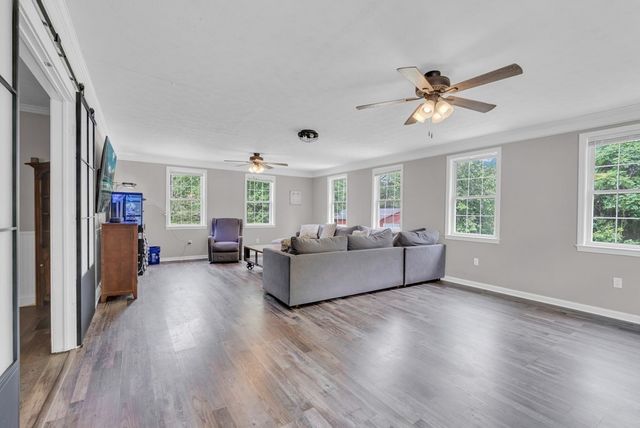 132 Judd Ln, Cookeville, TN 38501