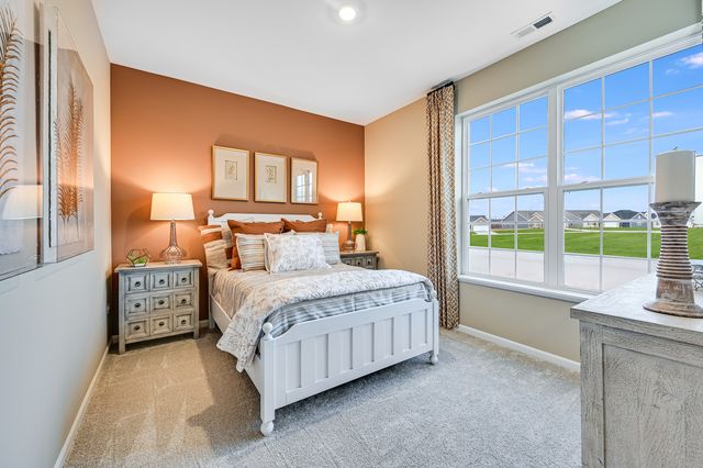 4019 Meadowridge Road, Woodstock, IL 60098