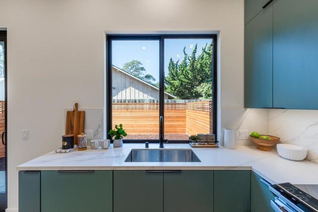 115 Darlington Lane, Soquel, CA 95073