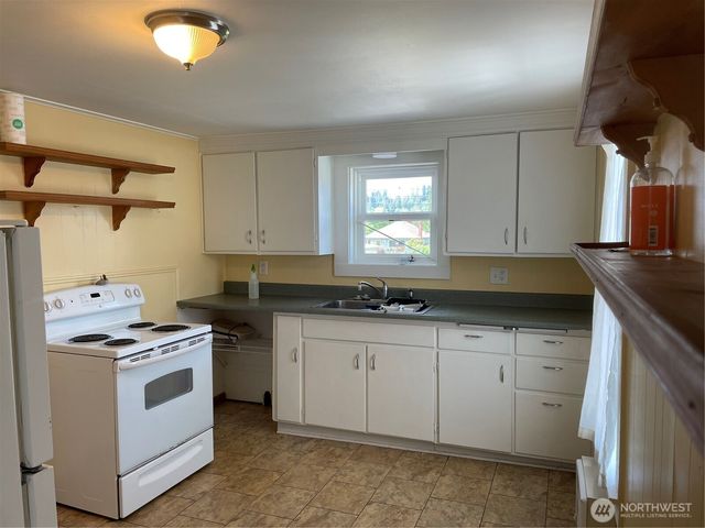 514 W Main Street, Elma, WA 98541