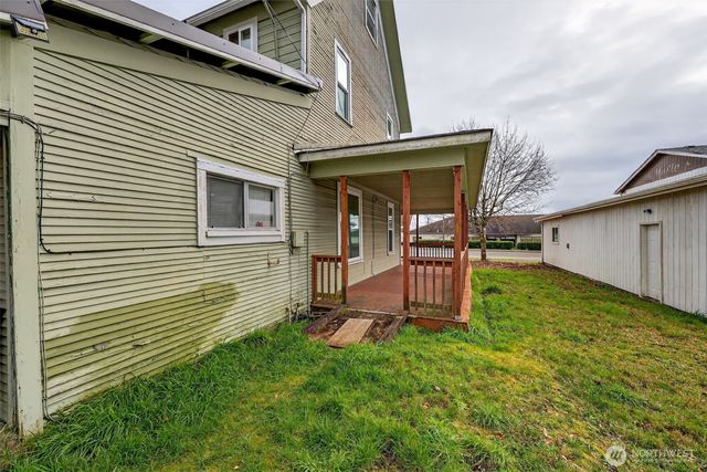 514 W Main Street, Elma, WA 98541