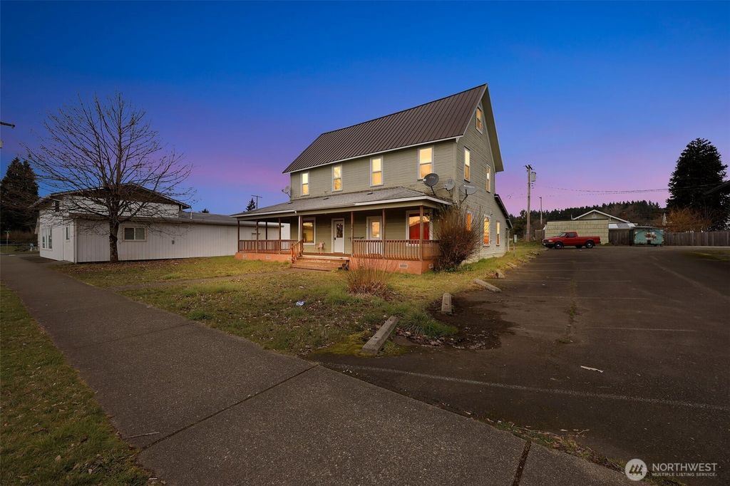 514 W Main Street, Elma, WA 98541