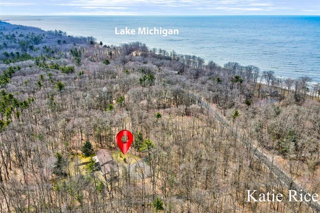 938 N Scenic Drive, Muskegon, MI 49445