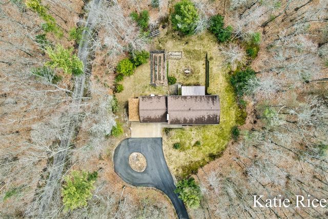 938 N Scenic Drive, Muskegon, MI 49445