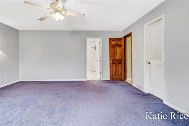 938 N Scenic Drive, Muskegon, MI 49445