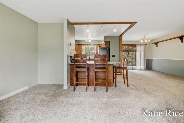 938 N Scenic Drive, Muskegon, MI 49445