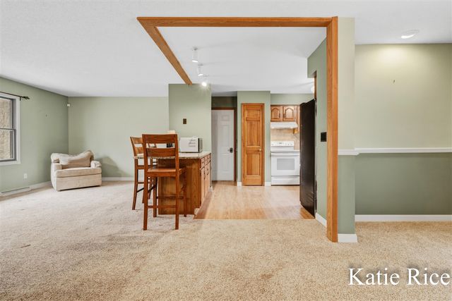 938 N Scenic Drive, Muskegon, MI 49445