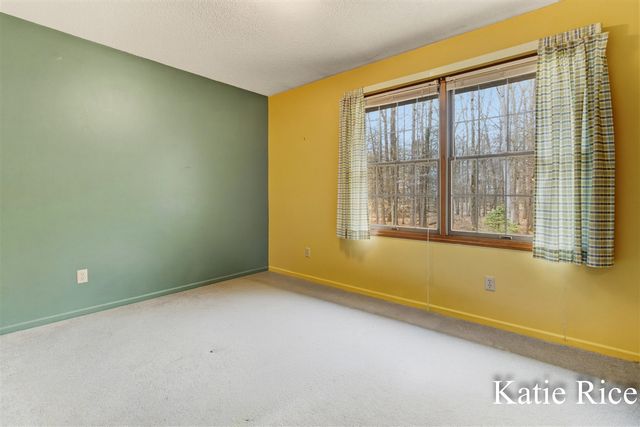 938 N Scenic Drive, Muskegon, MI 49445