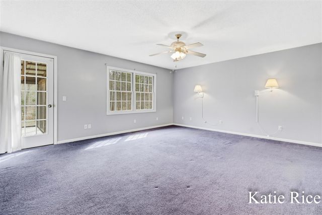 938 N Scenic Drive, Muskegon, MI 49445