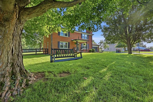 5061 Mt Horeb Pike, Lexington, KY 40511
